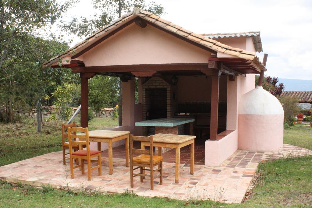 Hacienda El Pinar Del Viento Bed & Breakfast Villa de Leyva Exterior photo