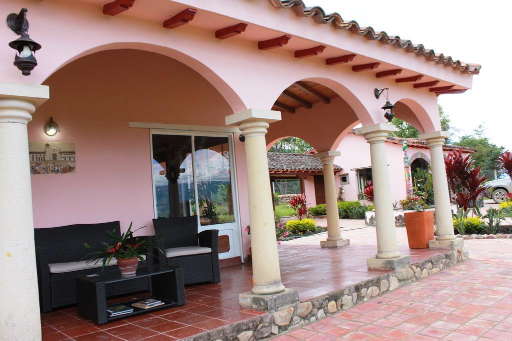 Hacienda El Pinar Del Viento Bed & Breakfast Villa de Leyva Exterior photo